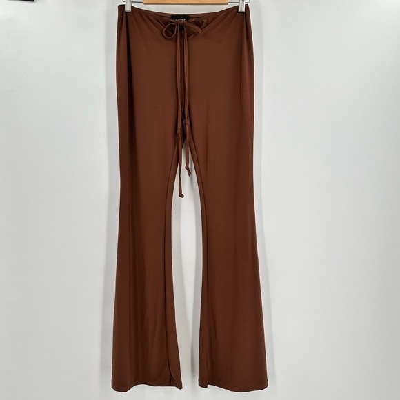 Just Polly New York Women’s Brown Cutout Wraparound Tie Flare Leg Pants Size M - Picture 1 of 10